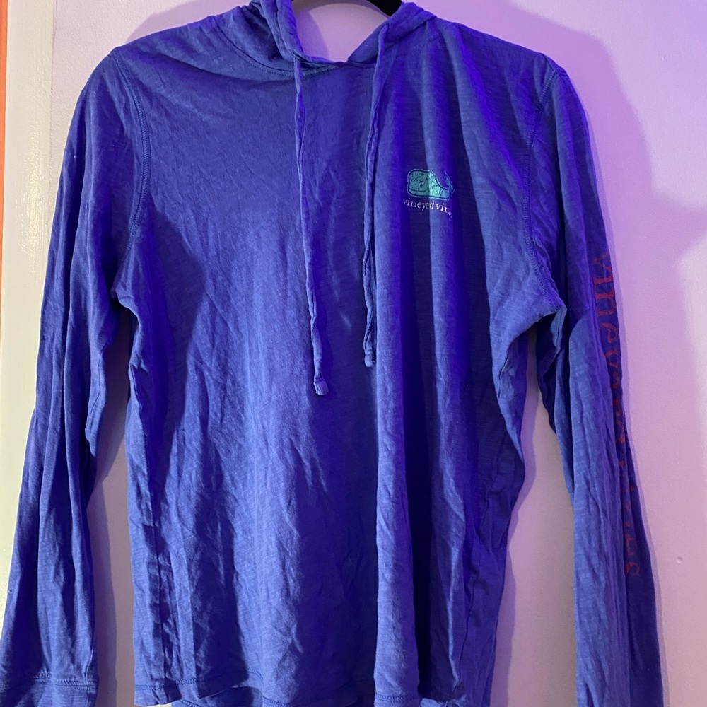 Vineyard Vines long sleeve thin hoodie comfortable